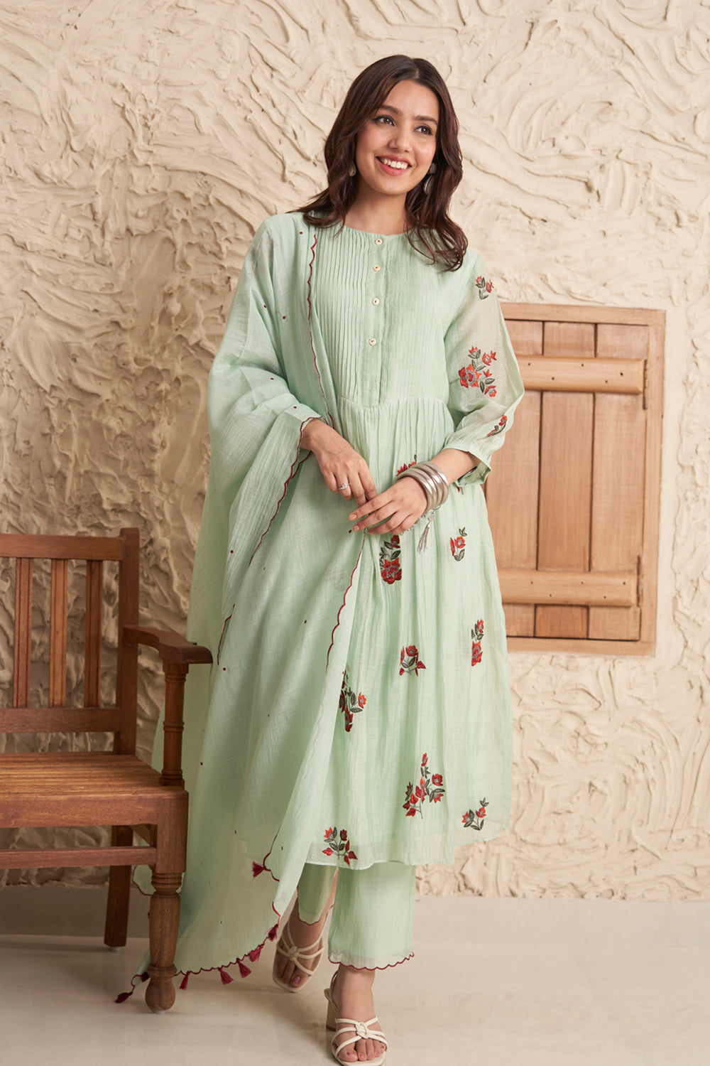 Adhira Kurta Set