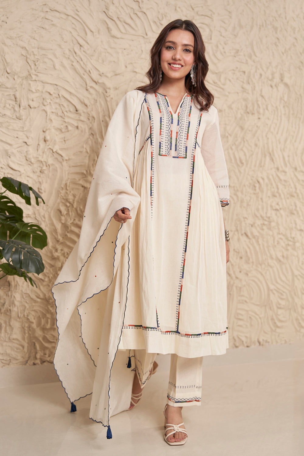 Idhi Kurta Set