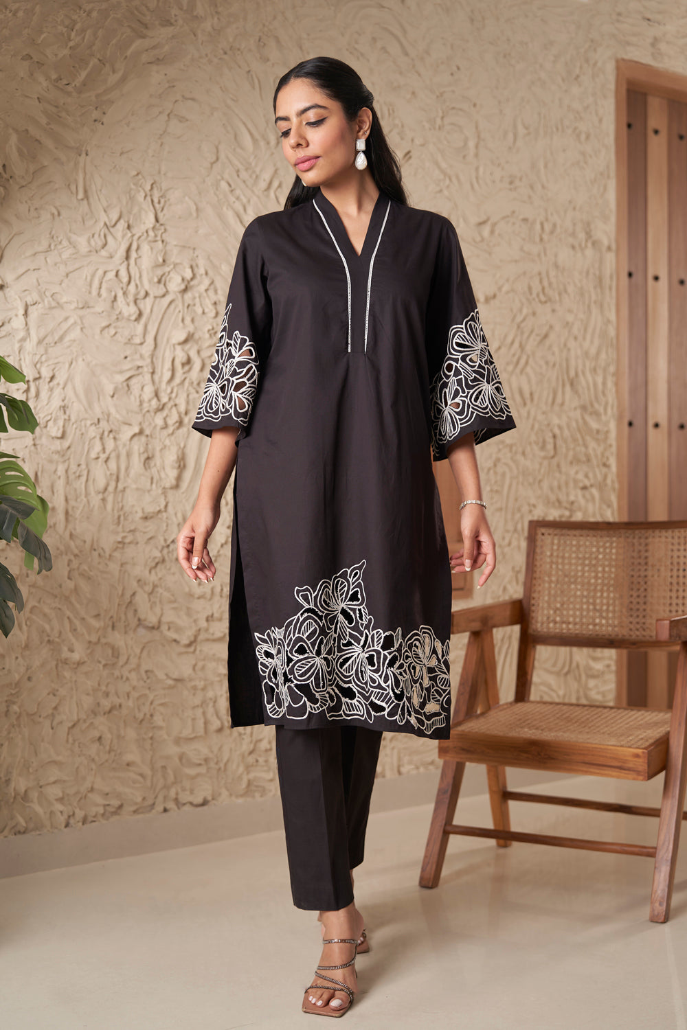 Ira Black Kurta Set
