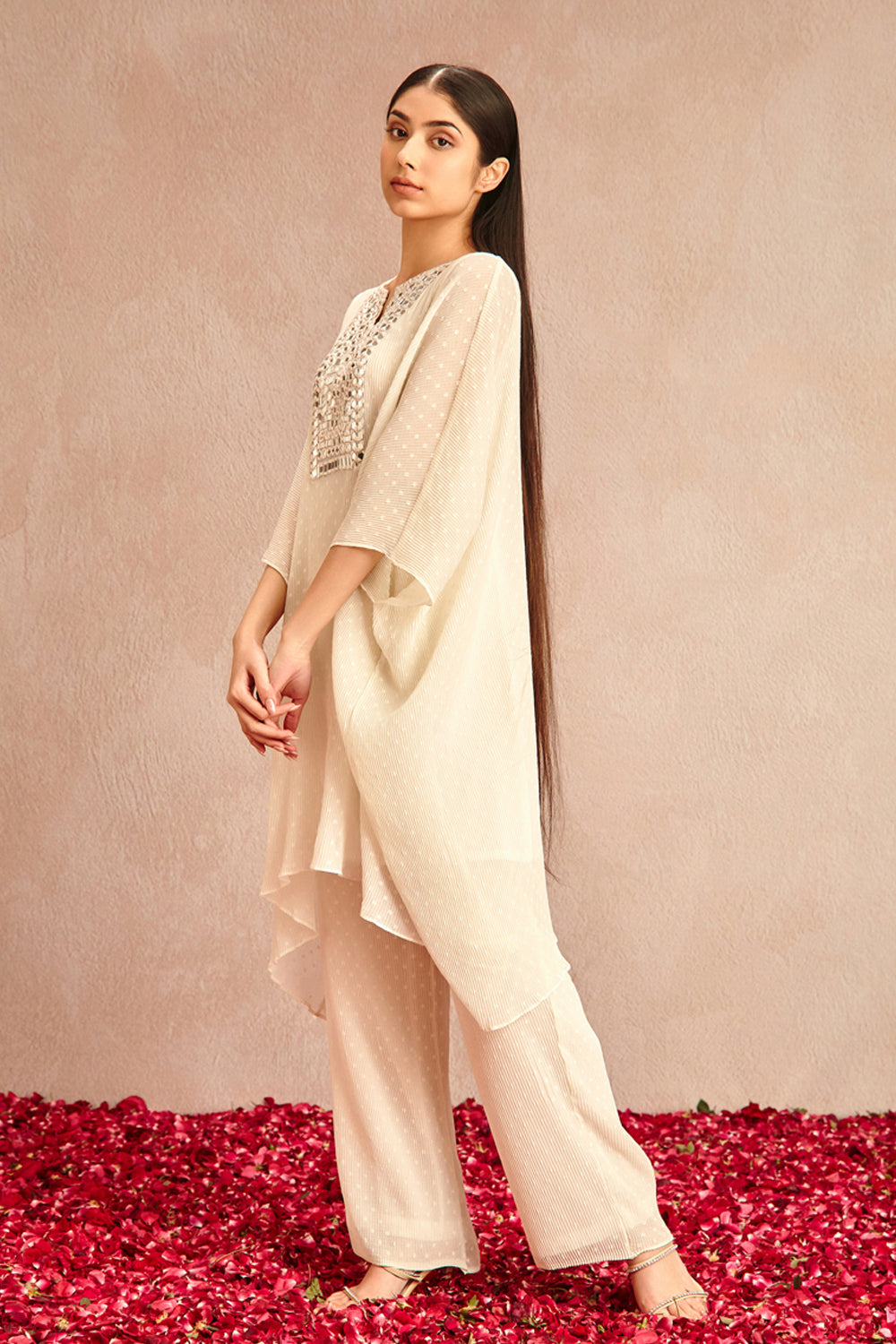 Leela Kurta Set