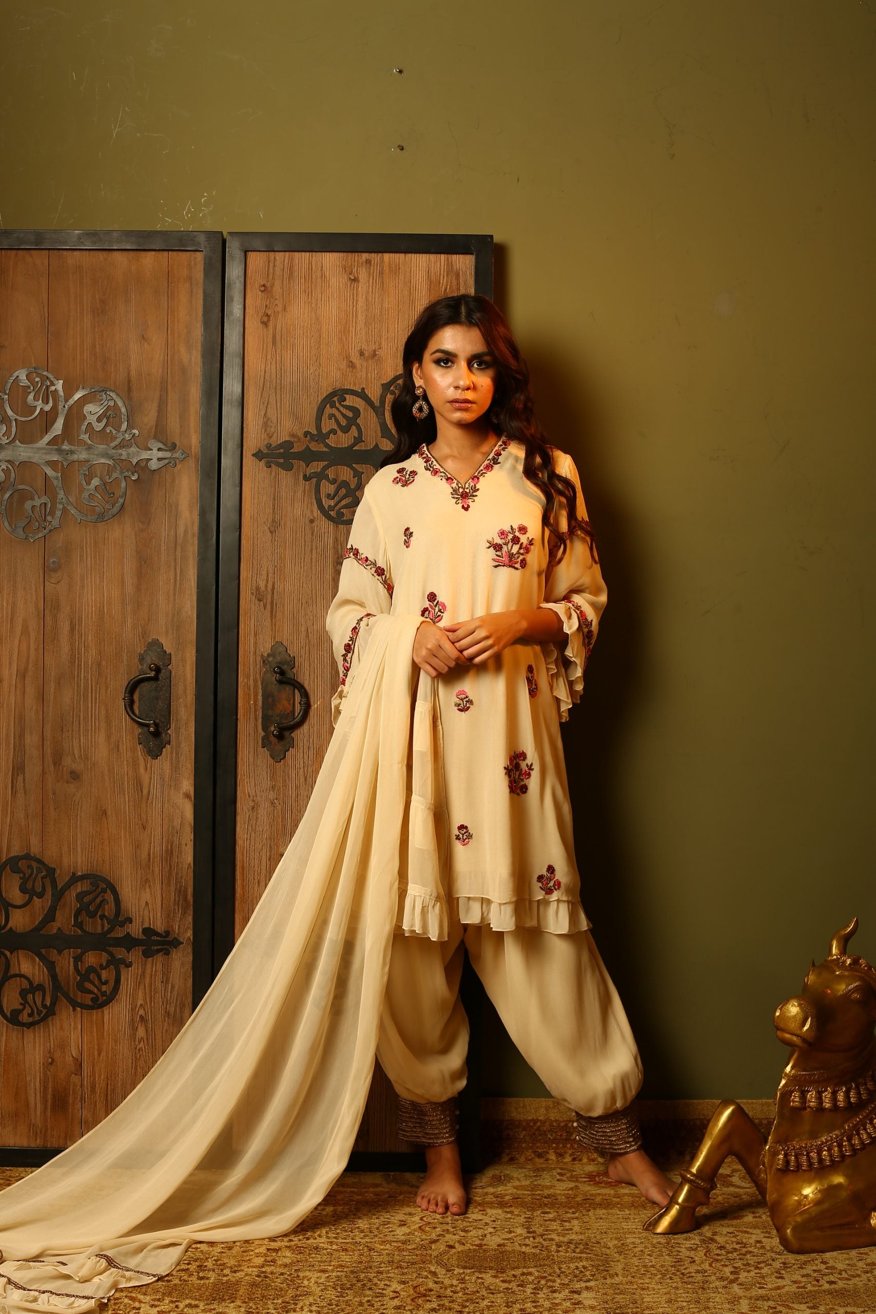 Gauhar Khan In Our Khadija Kurta Set