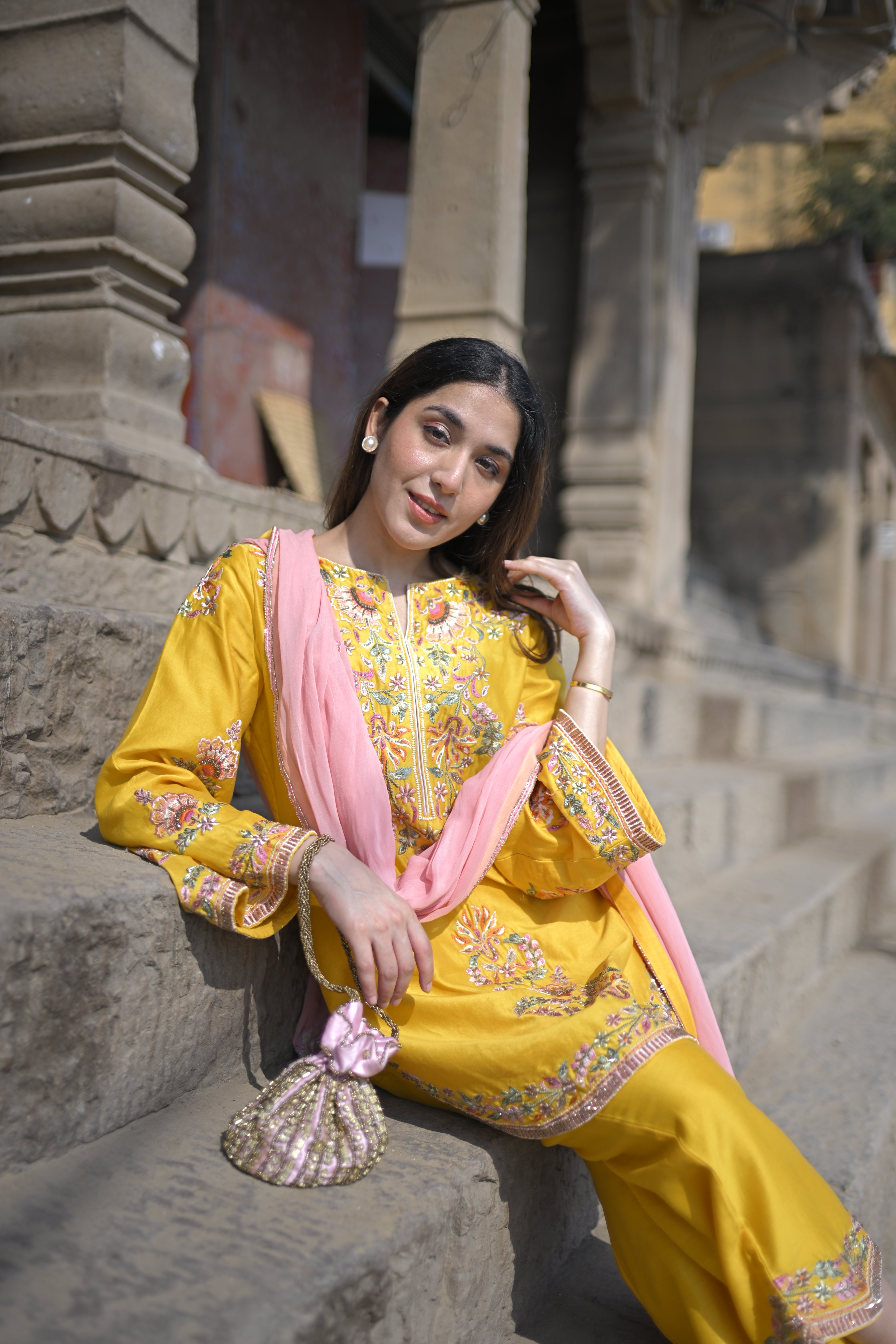 Nirvi Kurta Set