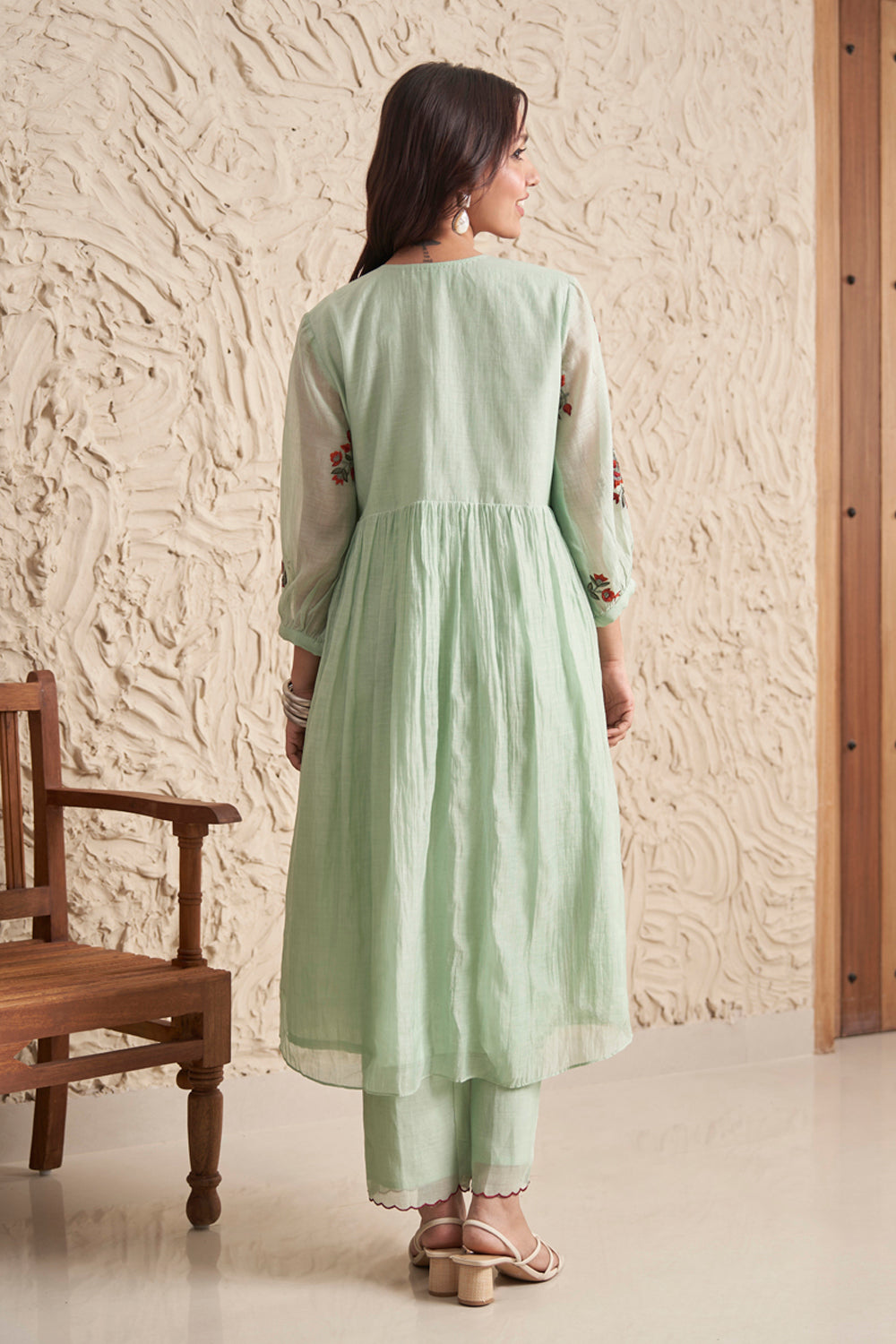 Adhira Kurta Set